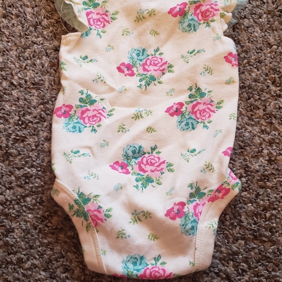 Onsie - Picture 2 of 2